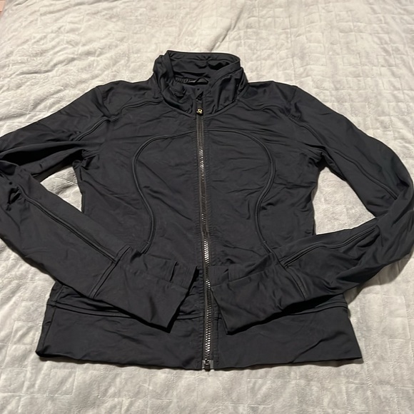 lululemon athletica Jackets & Blazers - Lululemon Black Track Jacket, Ruched Sleeves, Size 4